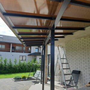 Terrasside ja varikatuste ehitustööd