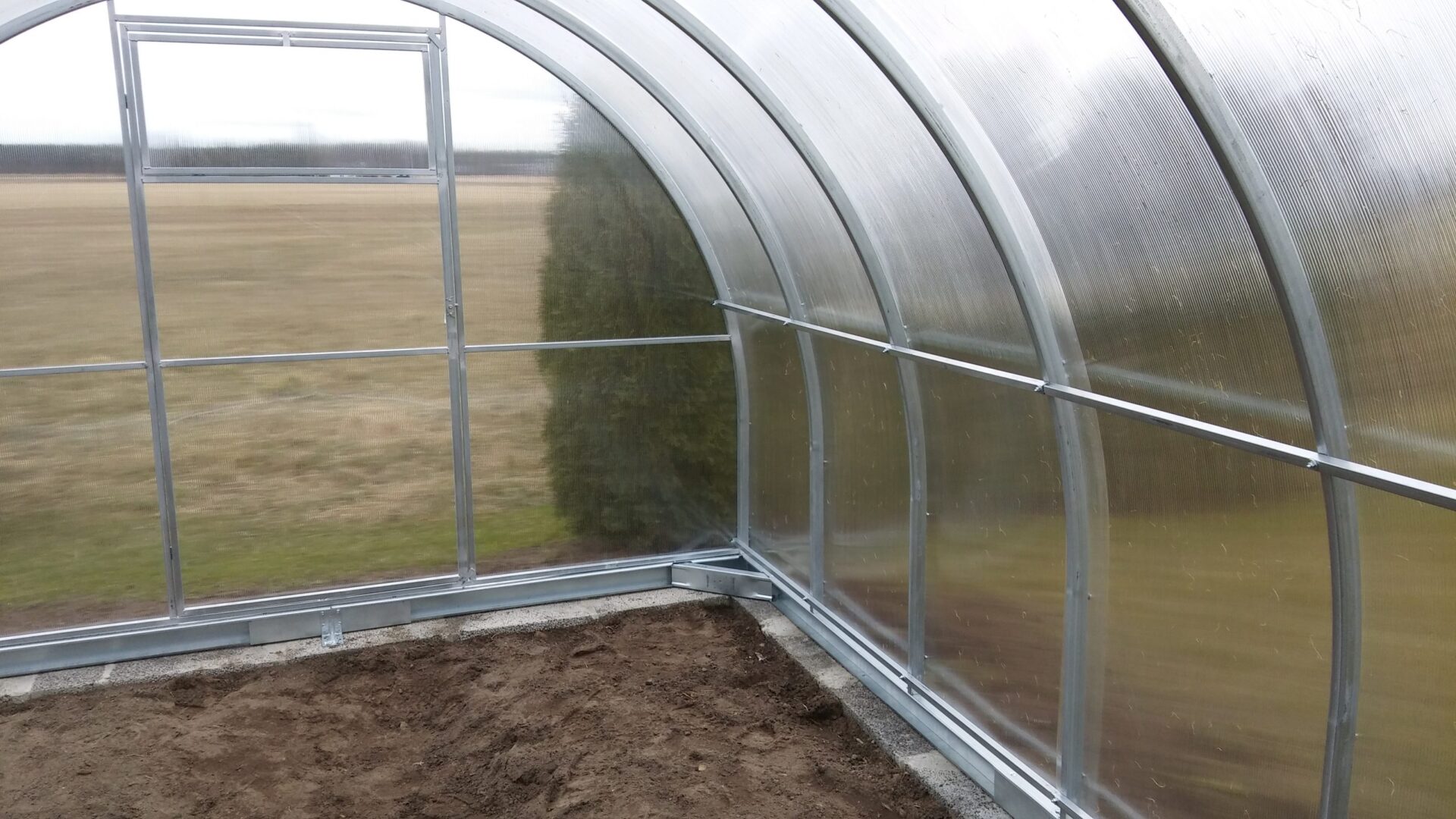 Kasvuhoone Titan 3x6 4mm katega - Pilt 5